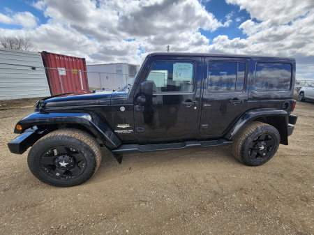 2014 Jeep Wrangler Sahara 4X4 $18,999